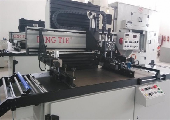 آلة الطباعة بالشاشة الحريرية المسطحة 